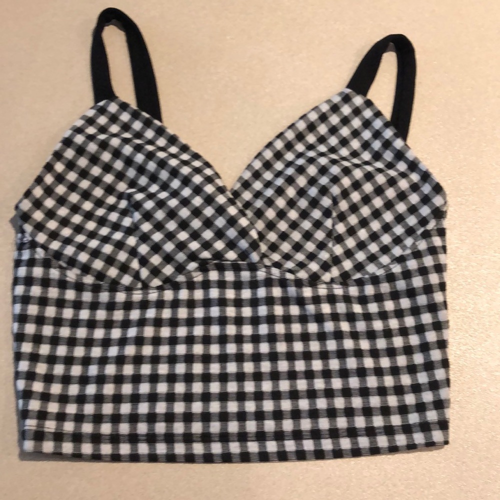 Black and white crop top